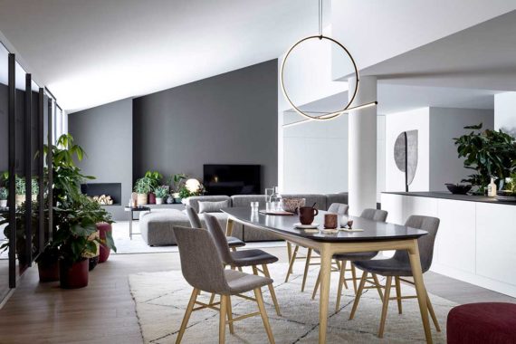 ¿Abrir la cocina al salón? Ventajas, Desafíos y Permisos Necesarios